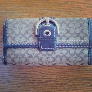 Coach wallet